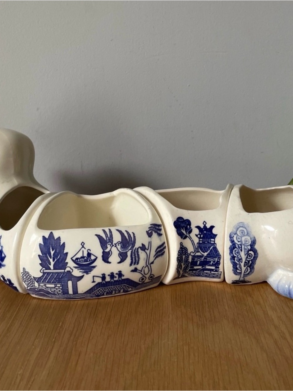 Vintage Blue Willow Dachshund 4-Piece Ceramic Planter Snack Set Japan - Picture 6 of 16
